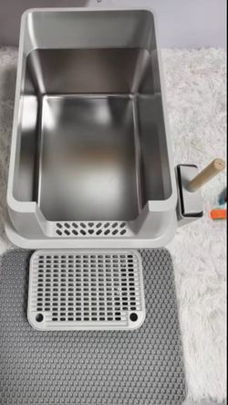 Large Cat Litter Box Brand New Never Used