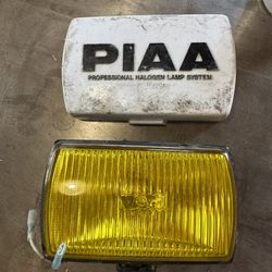 PIAA amber light