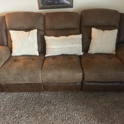 Sofa Y Silla Mecedora