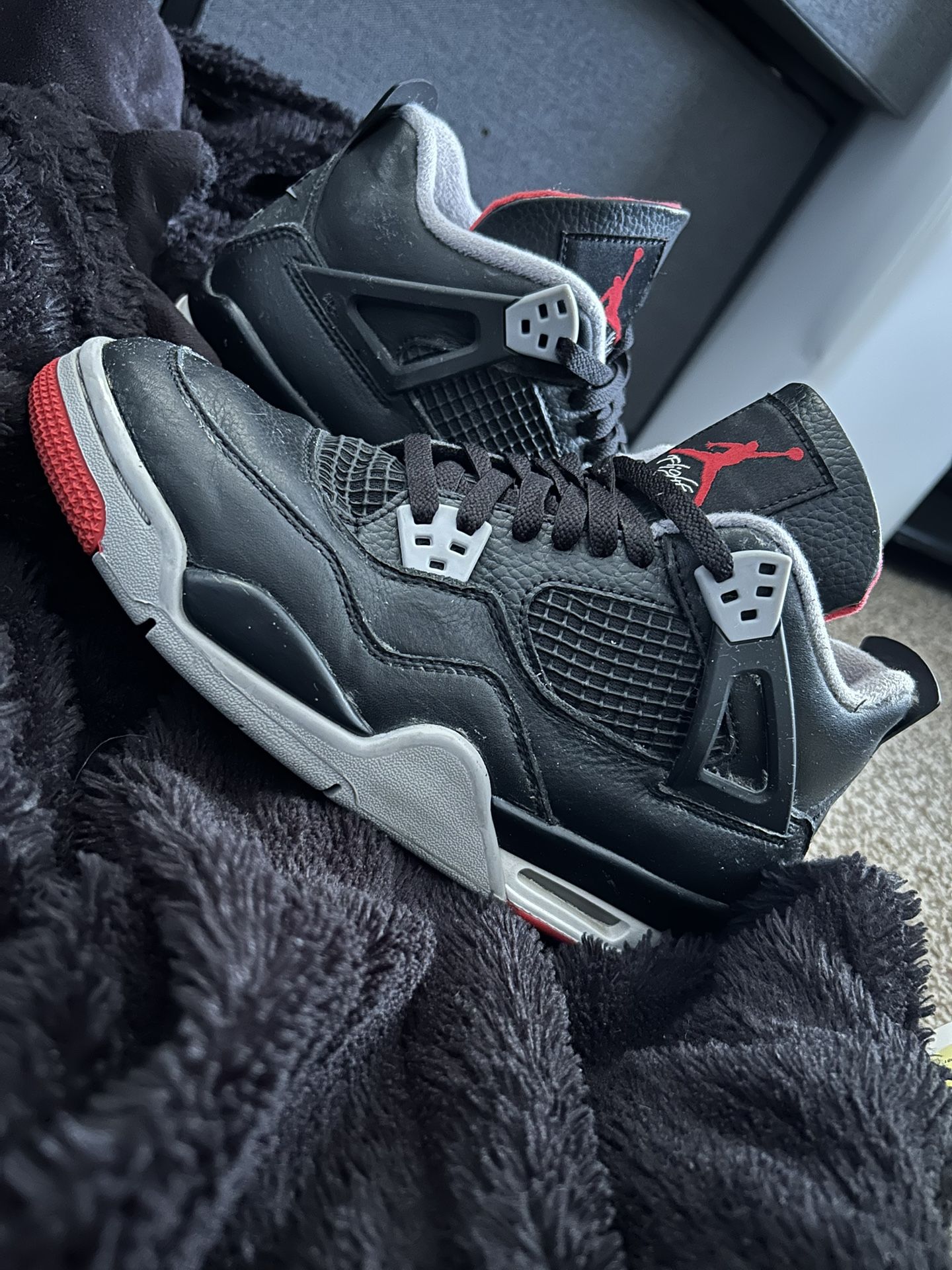 Jordan 4