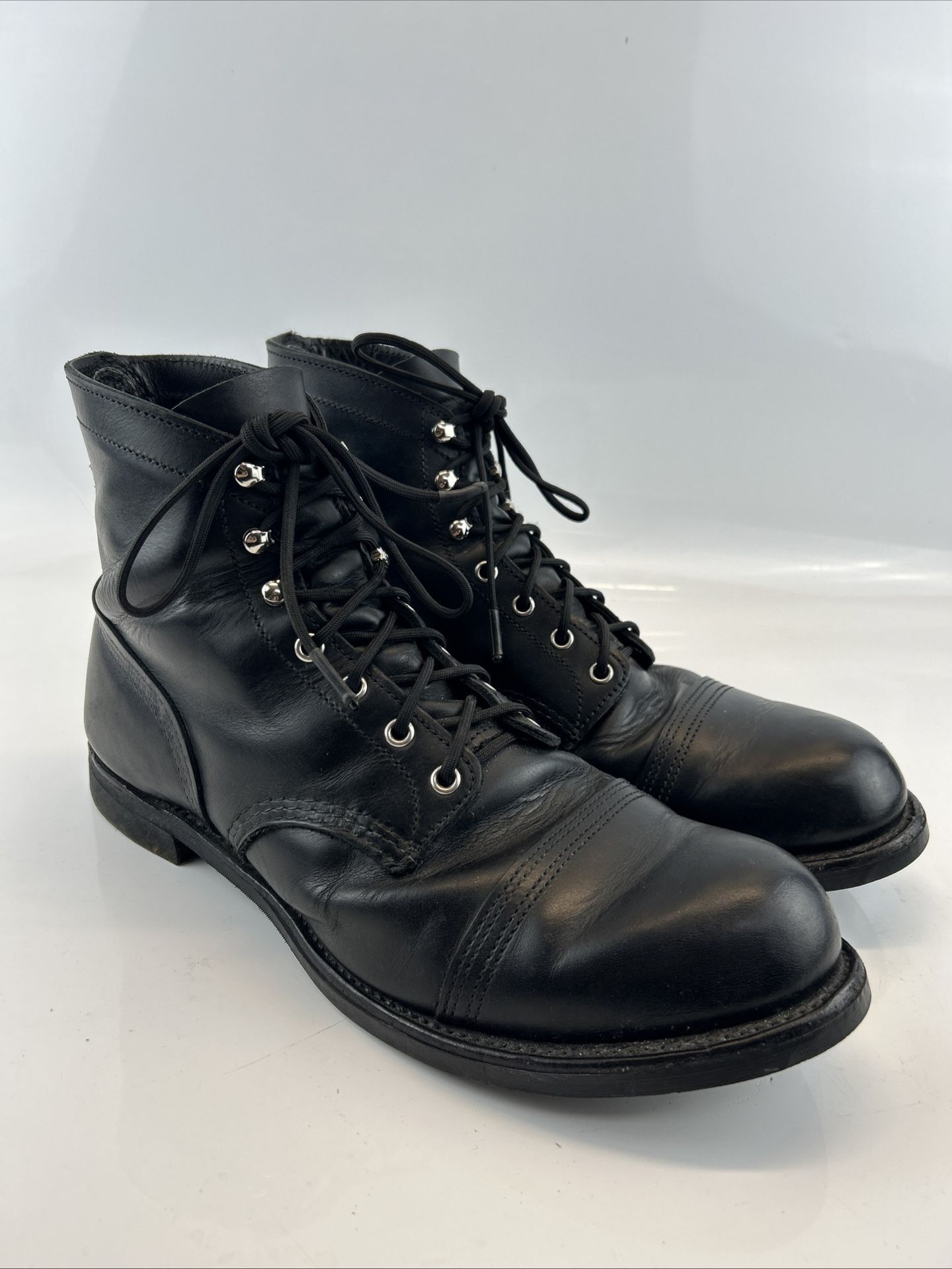 Red Wing 8084 Iron Ranger Black Leather Boots Size 13D Vibram Oil Resistant