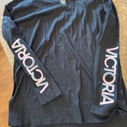 Woman’s Victoria’s Secret sport long sleeve T-shirt from 2018 shipping available