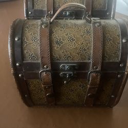 Vintage treasure chests