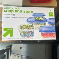 Snapping store, food storage