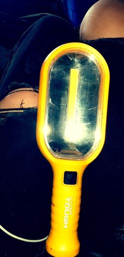 Magnetic Hyper Tough Rechargeable Flashlight 