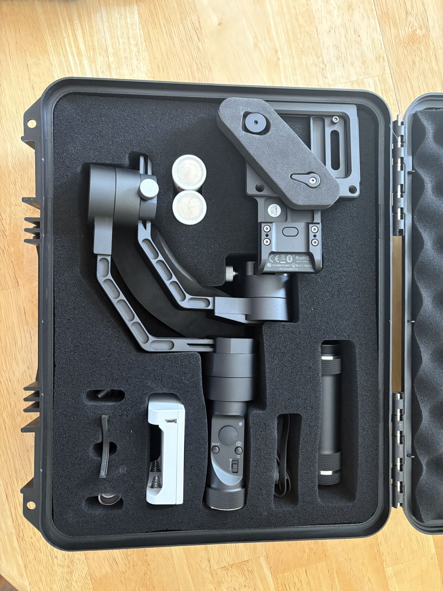 🎥 BRAND NEW Zhiyun Crane 2 Gimbal – 3-Axis Stabilizer | NEVER USED | DSLR/Mirrorless