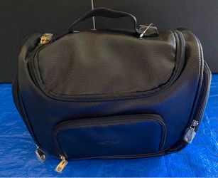 Black small essential bag