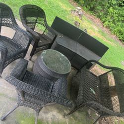 Outdoor furniture, they need to be clean