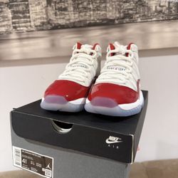 Jordan 11 Cherrys Size 4.5Y