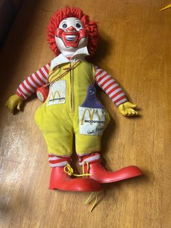Ronald McDonald vintage 1978 doll dusty/dirty from sitting in shed long time