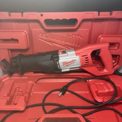 MILWAUKEE Reciprocating Saw