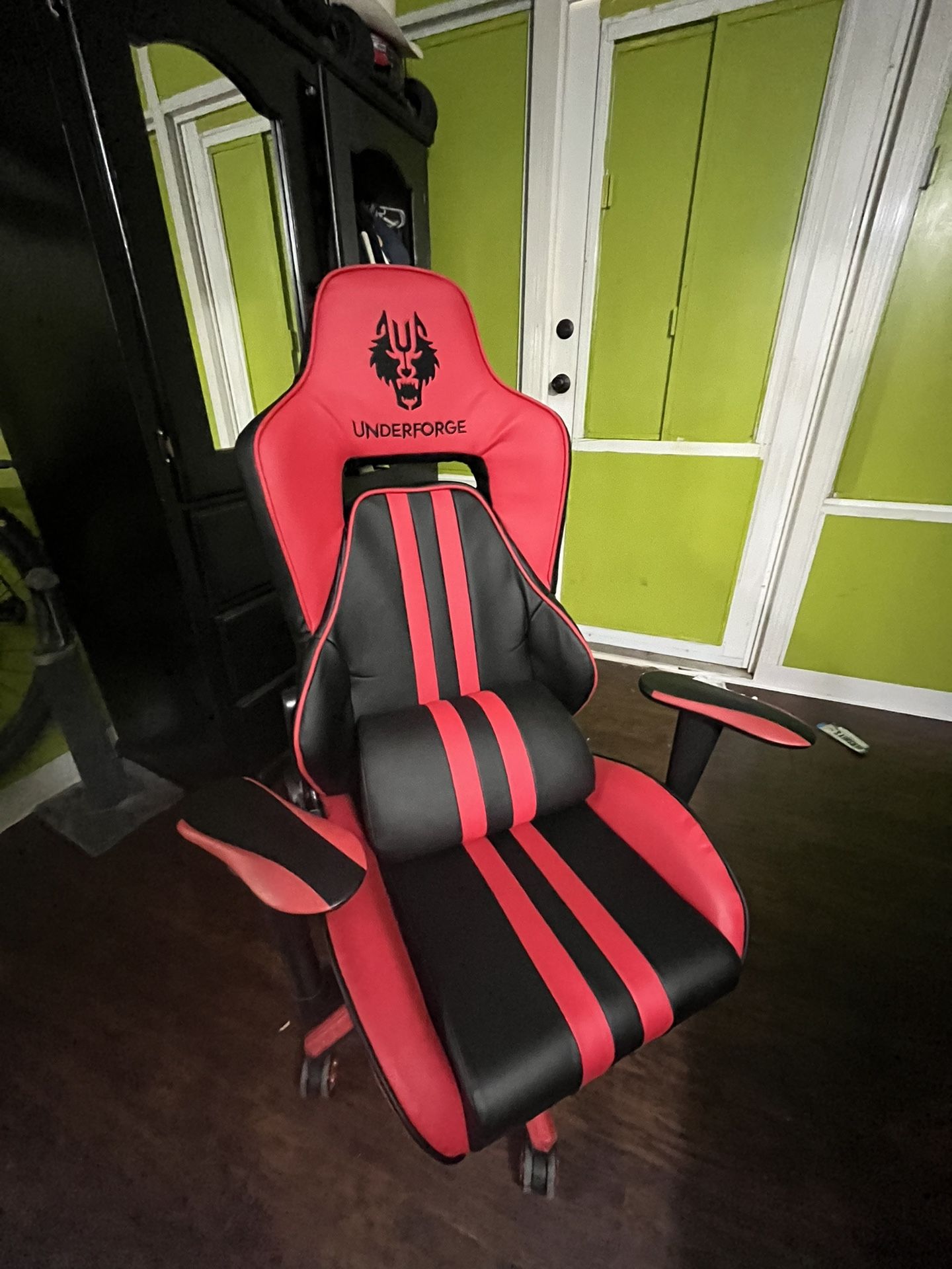 UNDER FORCE Gaming Chair