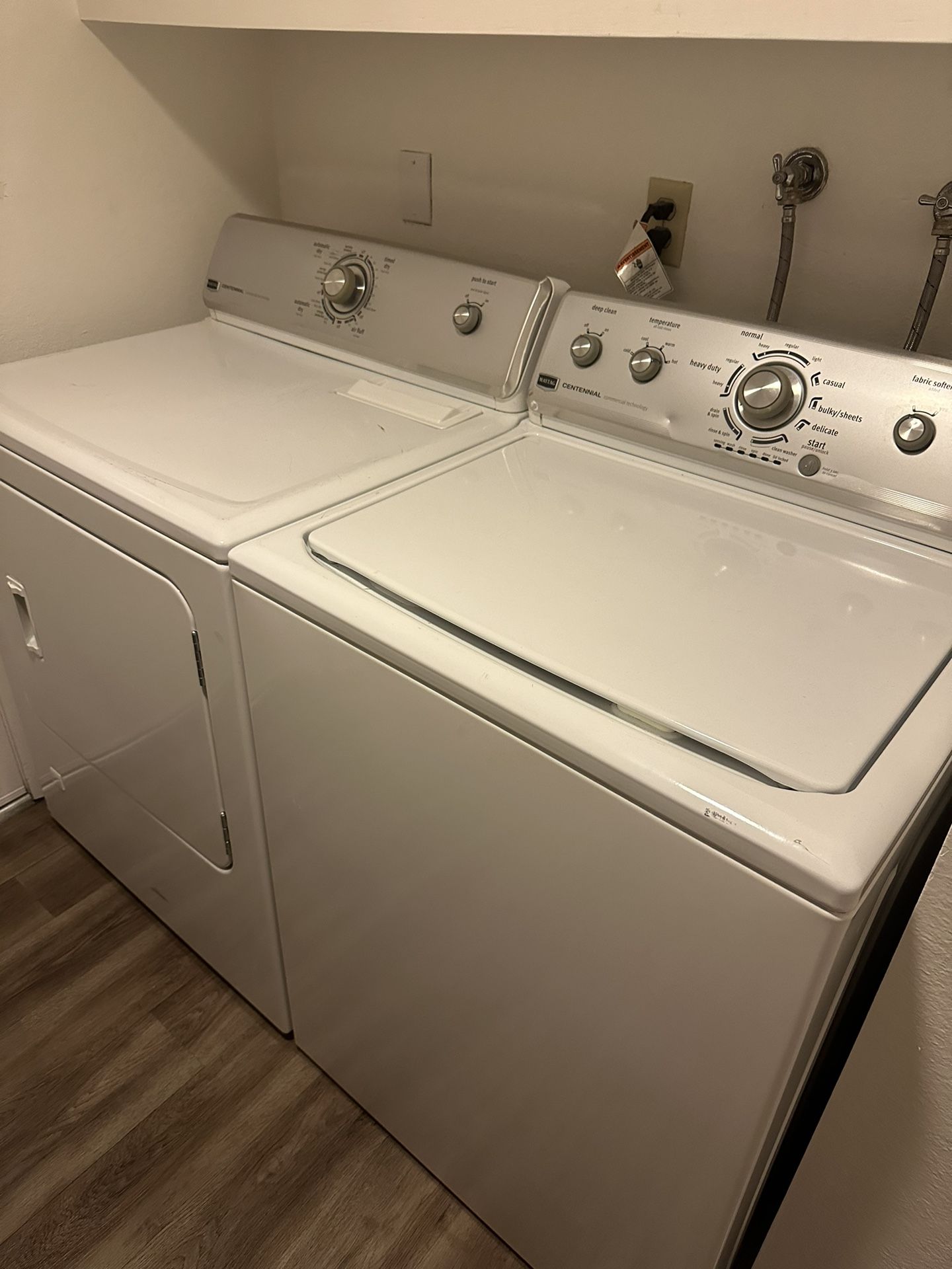 Gas Dryer And Washing Machine 