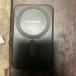 esoulk Wireless iPhone Charger 