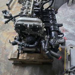 2020 Mercedes-Benz GLC300 Engine 