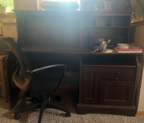 $150 OBO Desk and Office Chair