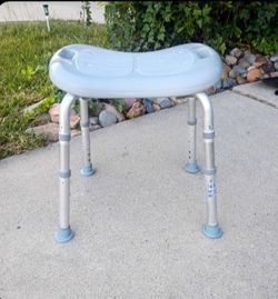 Shower Chair Perfect for Small Showers
