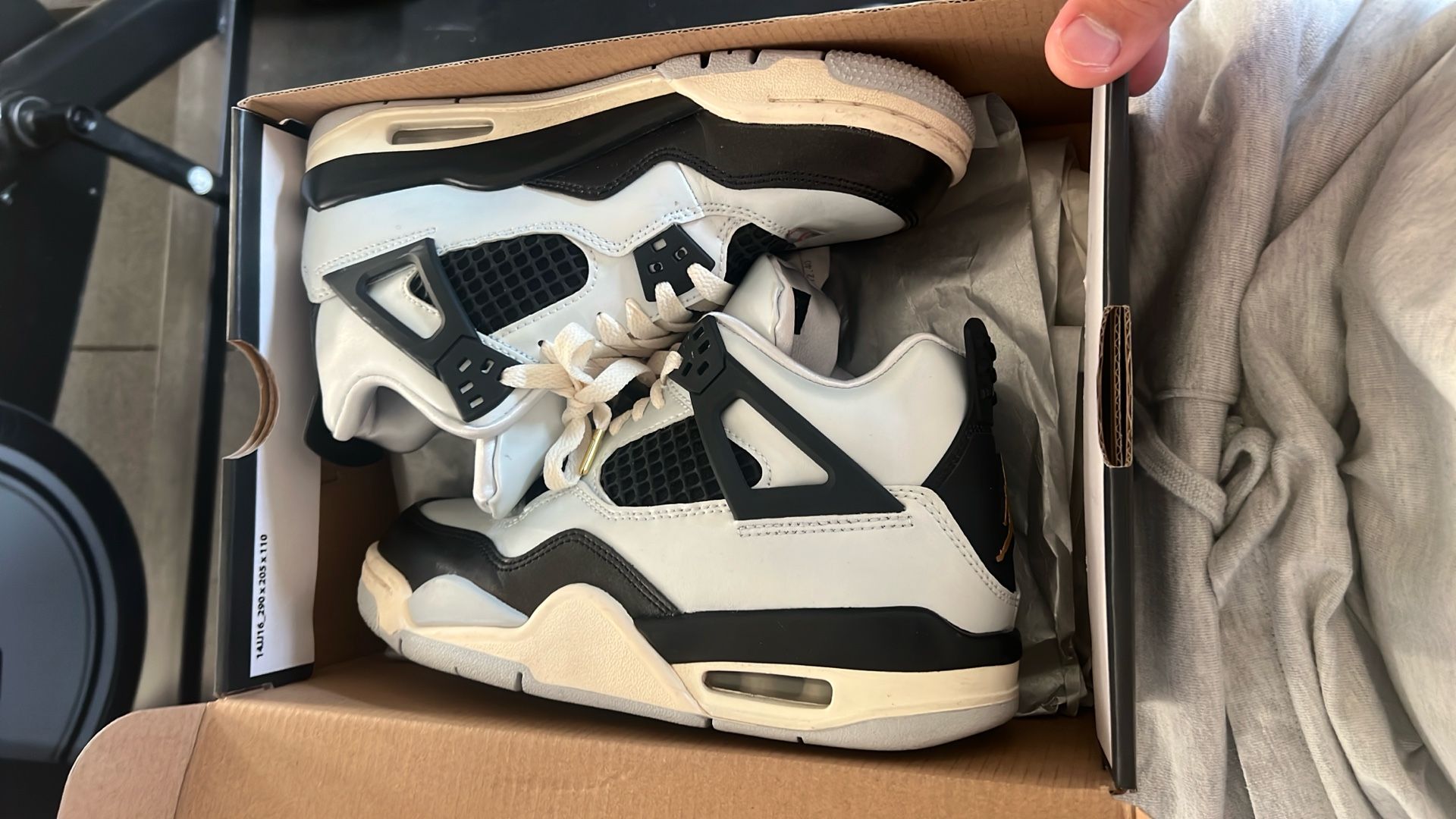 Air Jordan 4 Retro 