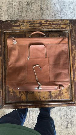 Garment duffle bag