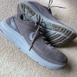 TOPO Running Shoes Womens 8.5