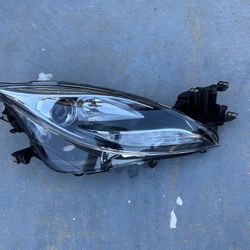 Mazda Mazda6 Headlight 2011-2013, OEM Original Mazda 6 Headlamp, passenger side Light