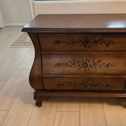Gorgeous Hand-Painted Chestnut Bombay Wood Accent Chest - 3 Drawers