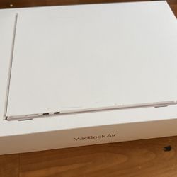 2025 MacBook Air 15 Inch BRAND NEW 