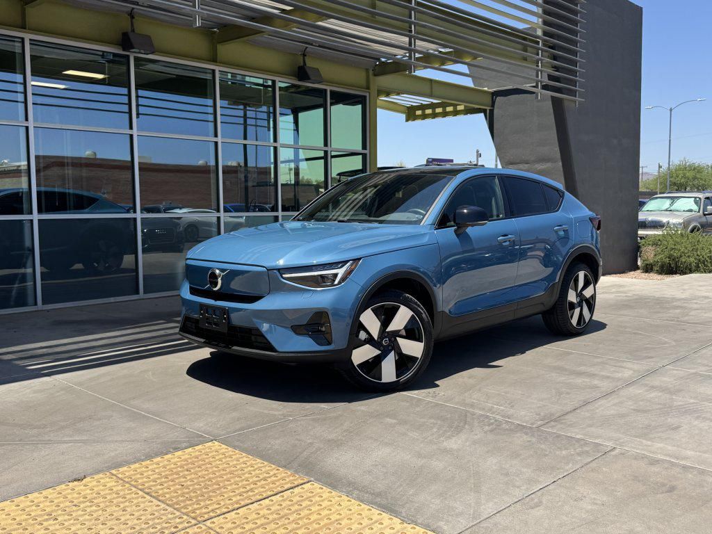 2023 Volvo C40 Recharge Pure Electric