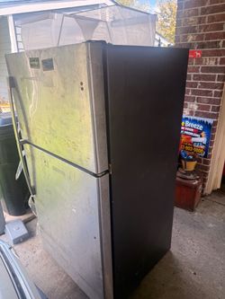 Refrigerator