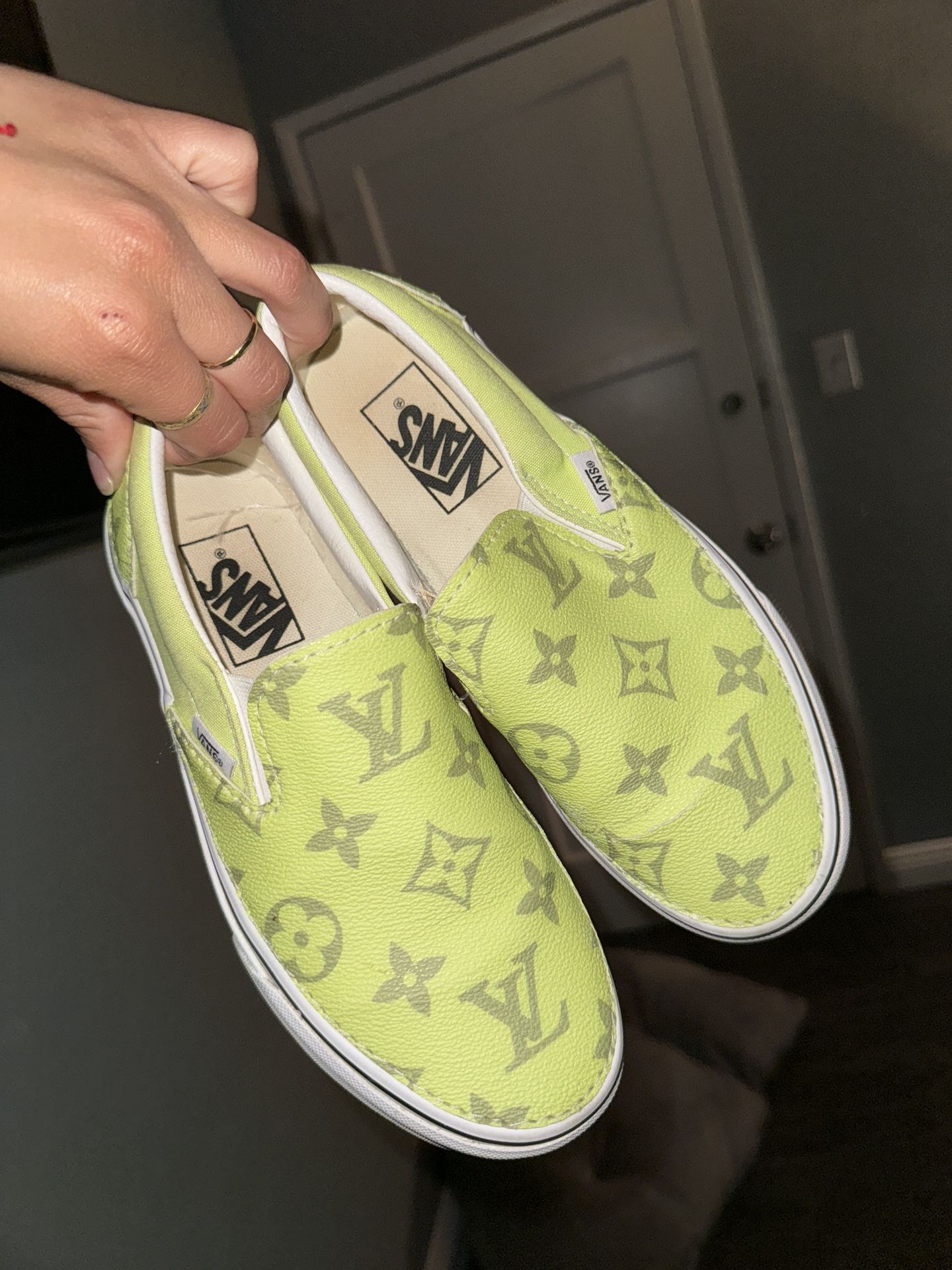 LV Vans