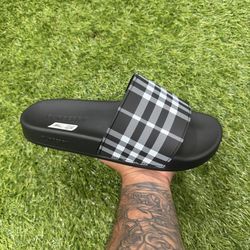 Burberry Check Slides White And Black