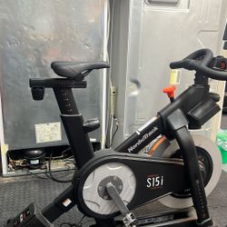 NordicTrack Commercial S25i Studio Cycle