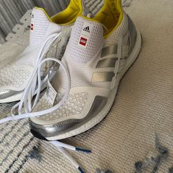 Adidas Ultraboost x LEGO Plates Shoes FY7690 - Size 9.5 - Brand New