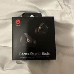 Beats Studio Buds