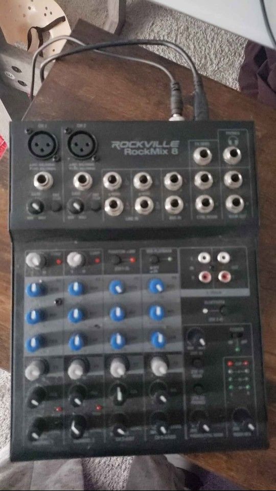Rockville 8 Mixer