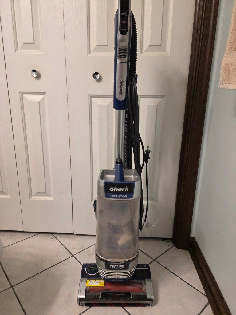 Shark Stratos Vacuum