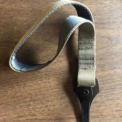 Khaki KURGO Car Seatbelt Tether Dogs UNIVERSAL SEATBELT FOR PETS or Short Training Leash ACCESSORY ONLY for TruFit Smart Dog Harness