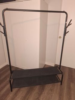 Clothing rack