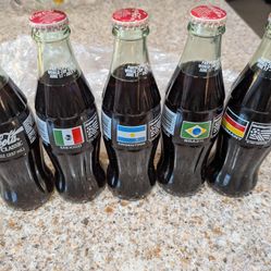 Vintage 1994 World Cup Cokes