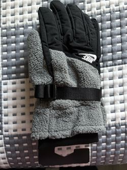 Nike Fleece Gloves