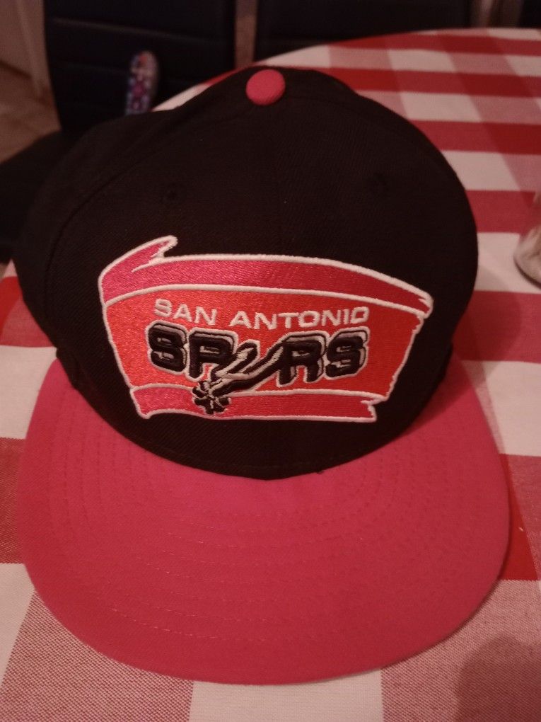 Spurs Fitted Pink And Black Hat Size Is In The Photo $10 Good Condition