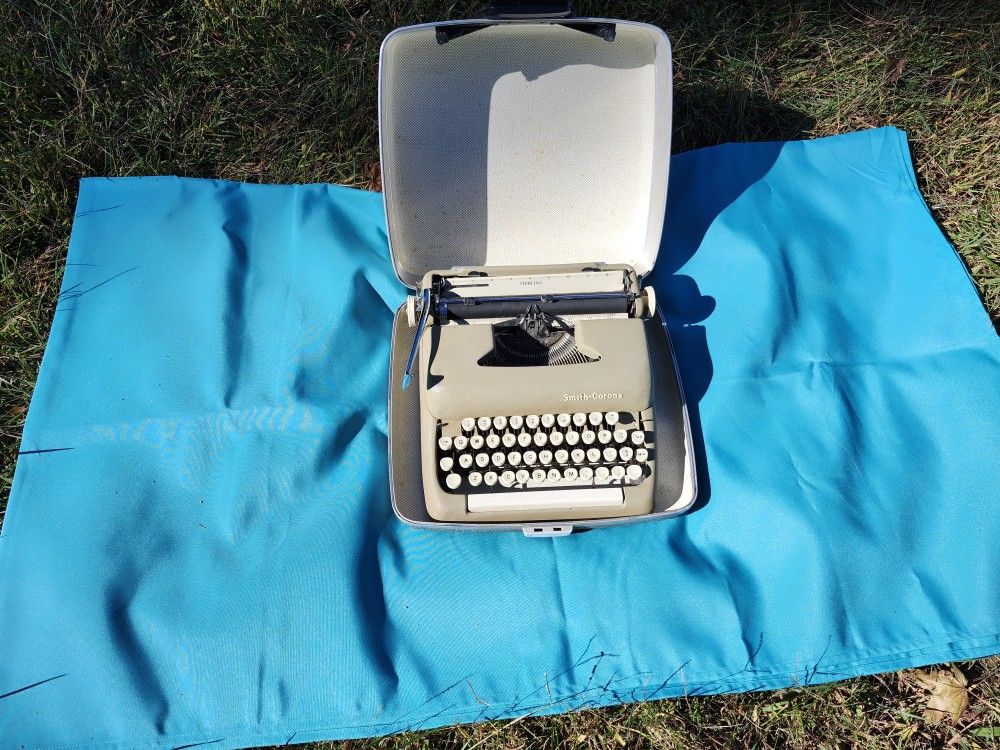 Vintage Typewriter