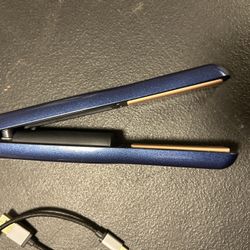 Conair Unbound Petite Cordless Flat Iron