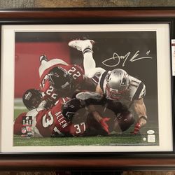 JULIAN EDELMAN SIGNED NEW ENGLAND PATRIOTS SUPER BOWL LI CATCH 16x20