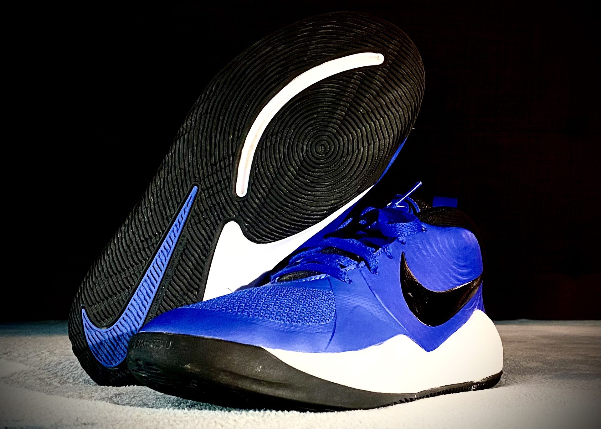 Nike Boys Team Hustle D9 Blue