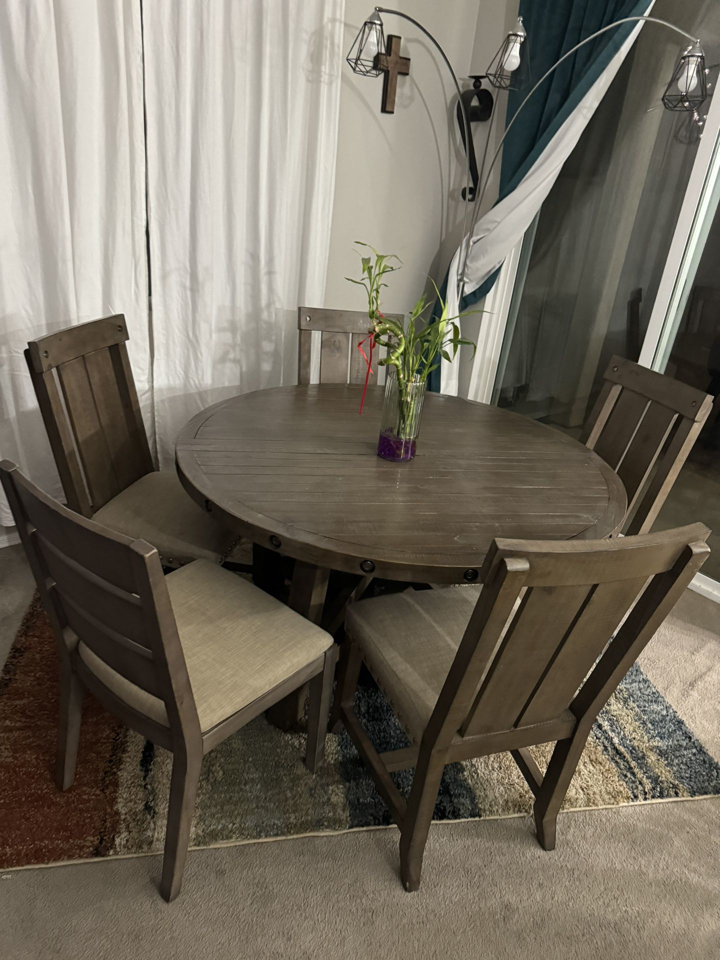Kitchen Table With Extended Leaf