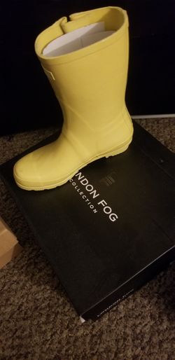 London Fog Rain Boot size 7 New