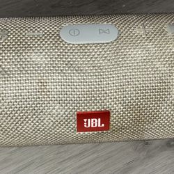 JBL CHARGE 3