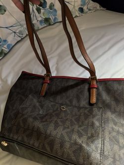Micheal Kors Purse