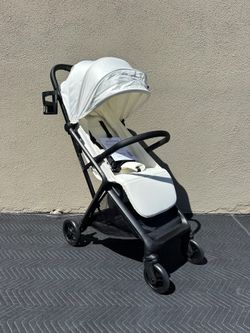 New Icon travel stroller / Cream Travel stroller / Compact stroller